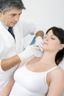 Illustration for article titled Bring Back Younger Facial Skin With The Aid Of An Experienced Physician